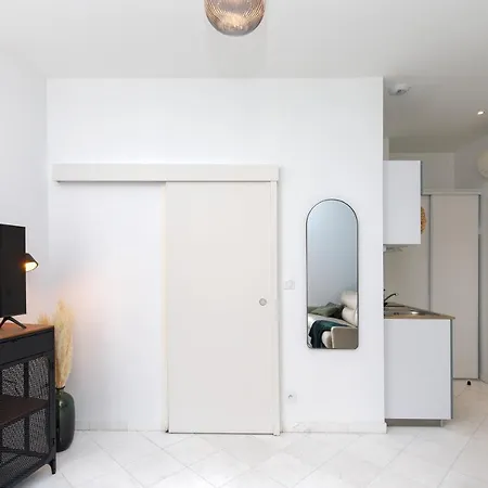 Apartment The Sun Yourhosthelper Cannes